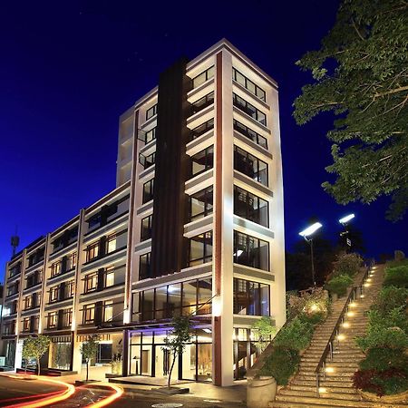 Lealea Garden Hotels - Moon Lake Юйчи Экстерьер фото